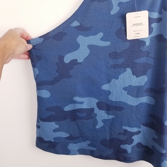 Fabletics Live-In Halter Camo Tank Top NWT size 1X - Picture 10 of 16